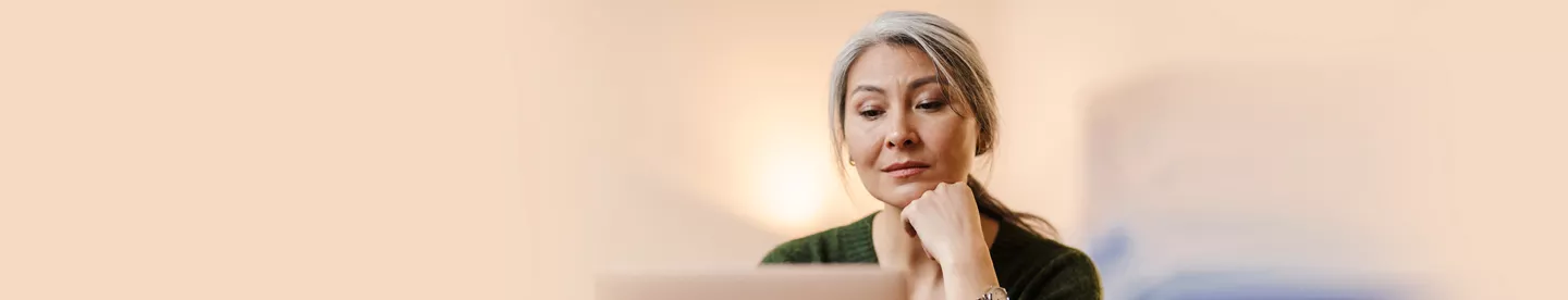 woman reading news