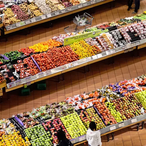 overhead view of a supermarket produce aisle