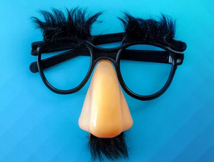 Groucho glasses