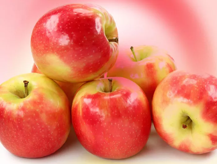 pink lady apples