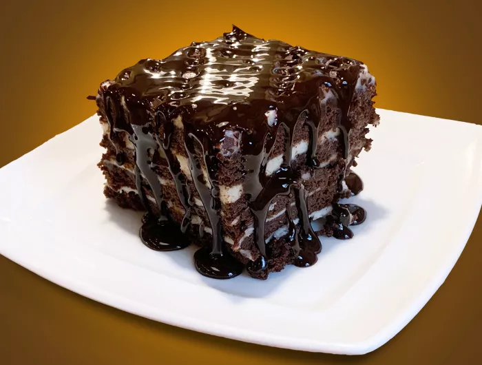 plate with Olive Garden's Chocolate brownie lasagna