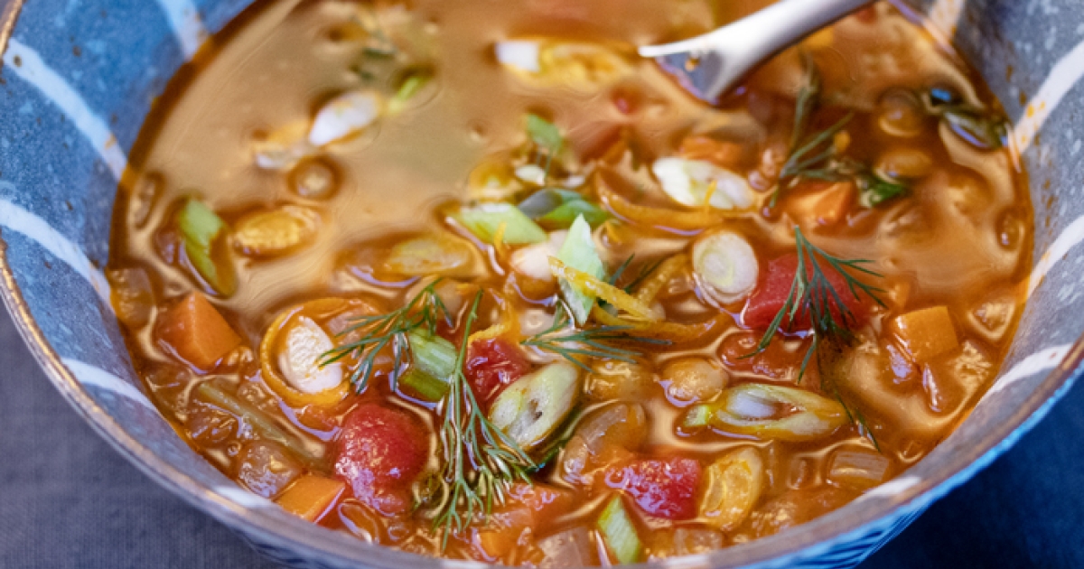 Greek Lentil Soup | Center for Science in the Public Interest